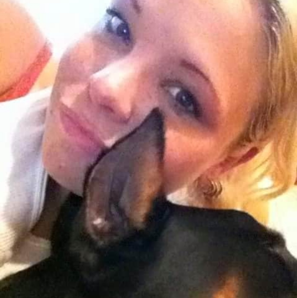 Meet your Posher, Blonde